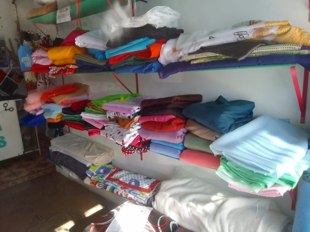 MERCERIA Y TAPICERIA "LAS HERAS"