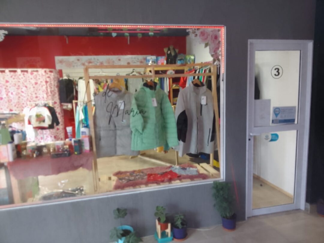 TIENDA DE ROPA PARA DAMAS "LO DE MARÍA"